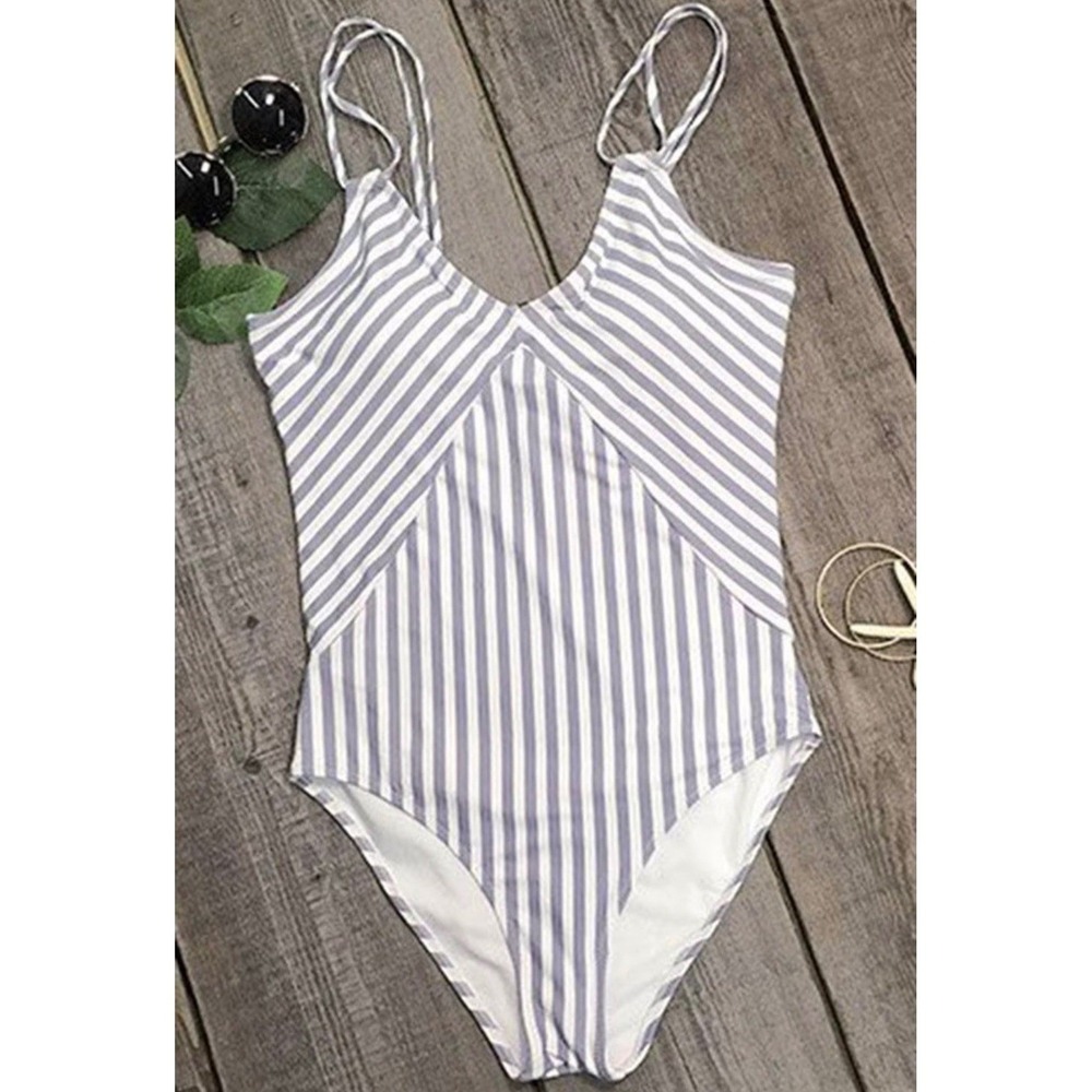 Cupshe Grey White Striped V-Neck One Piece Swimsuit Cutout Back CYY352L Large